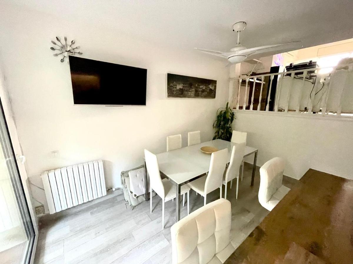 Casa En Masnou Junto A Playa Y Tren别墅 外观 照片