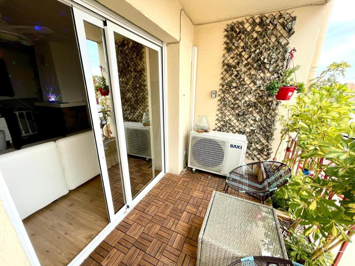 Casa En Masnou Junto A Playa Y Tren别墅 外观 照片