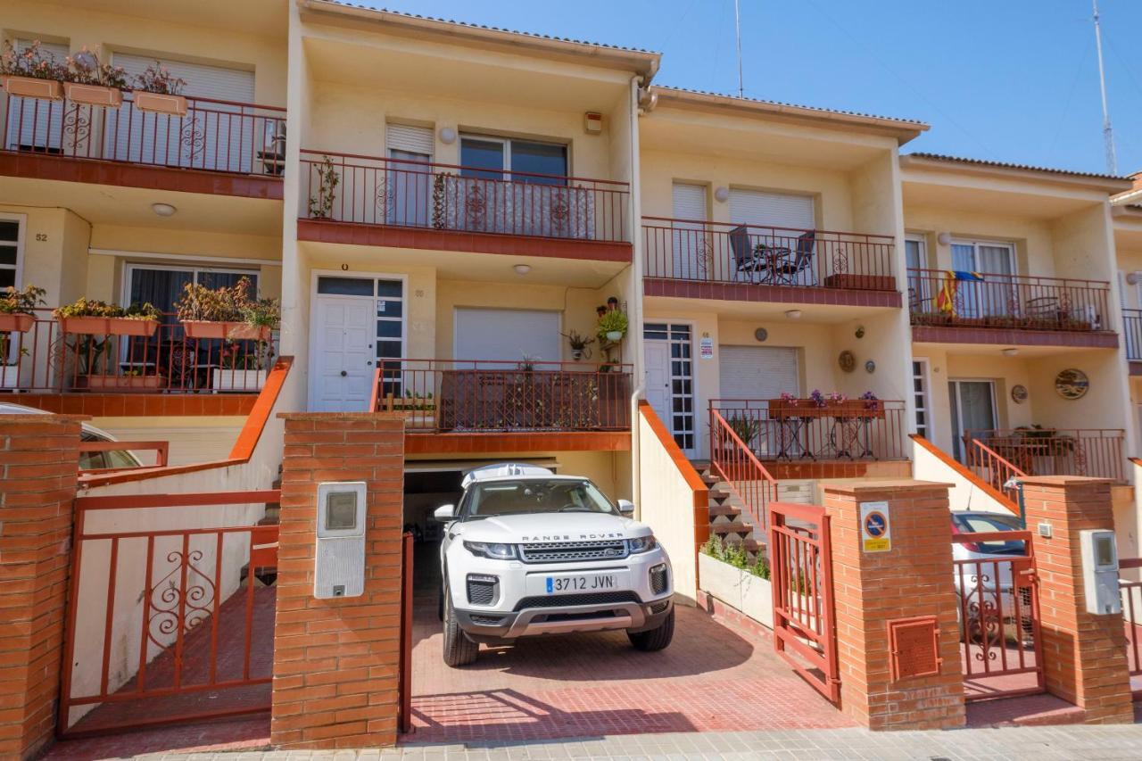 Casa En Masnou Junto A Playa Y Tren别墅 外观 照片